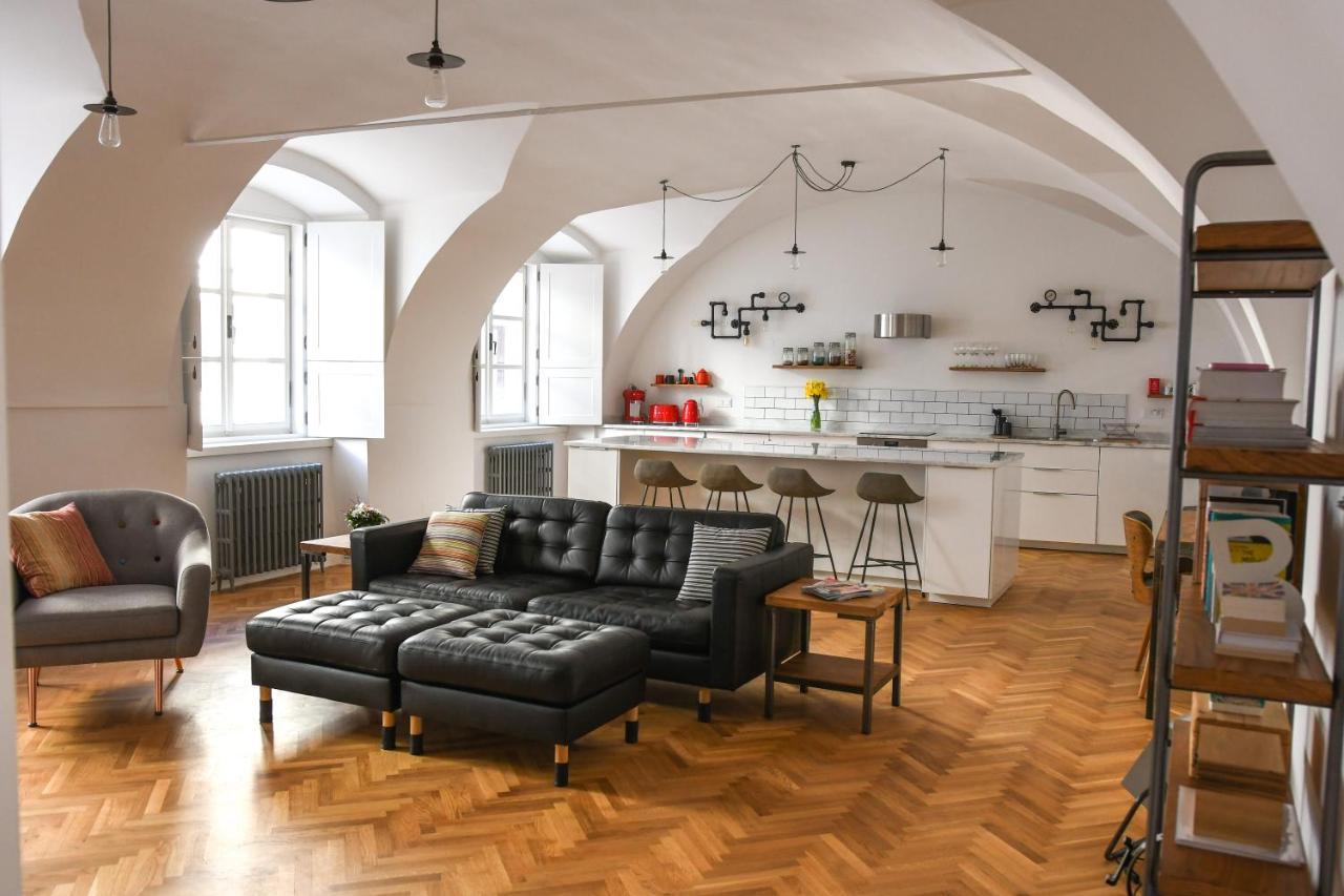 Beautiful 2Bed Apartment In The Centre Of Varaždin Exteriör bild